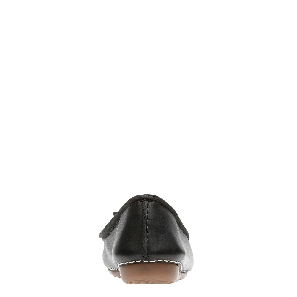 Women's Clarks Freckle Ice Slip On Shoe