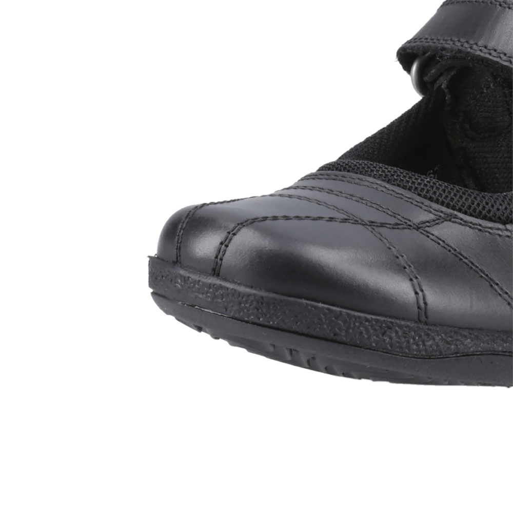 Girls' Hush Puppies Clara Junior School Shoe