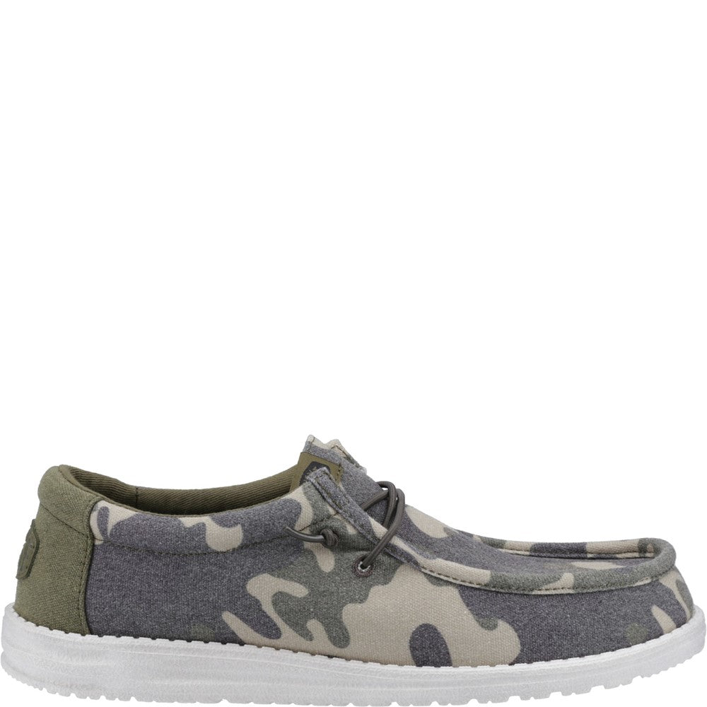 Men's HEYDUDE Wally Washed Camo Shoe
