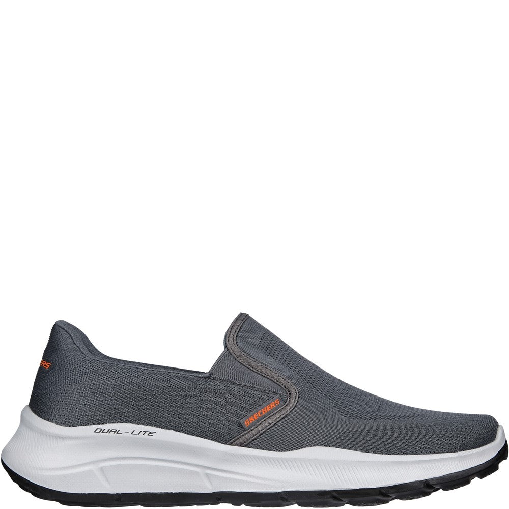 Men's Skechers Equalizer 5.0 - Grand Legacy Wide Fit Trainer