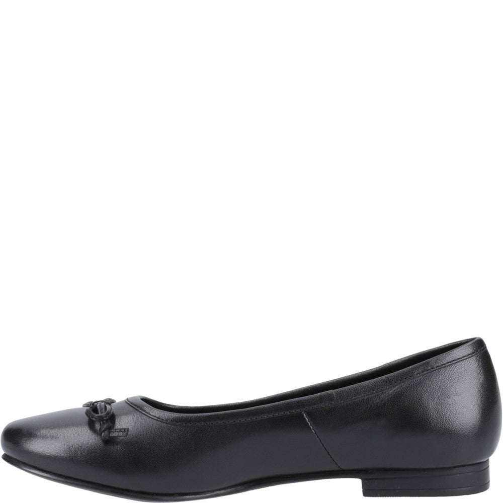 Girls' Hush Puppies Evie Senior School Shoe (Junior 3-5)