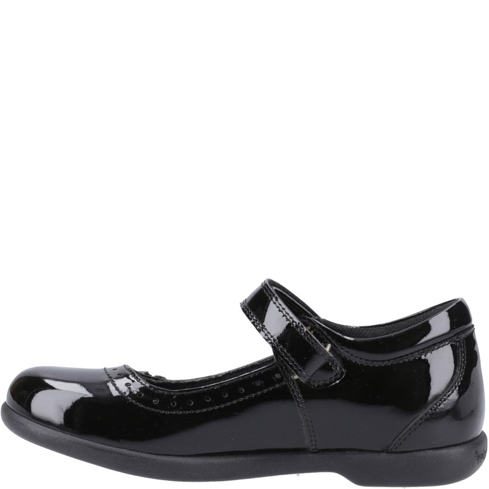 Girls' Hush Puppies Bethany Patent Senior School Shoe (Junior 6)