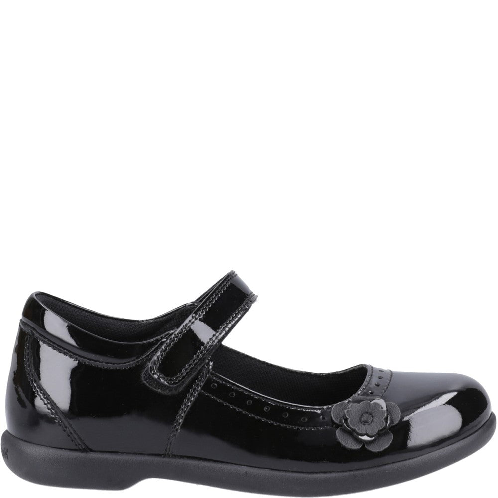 Girls' Hush Puppies Bethany Patent Senior School Shoe (Junior 6)