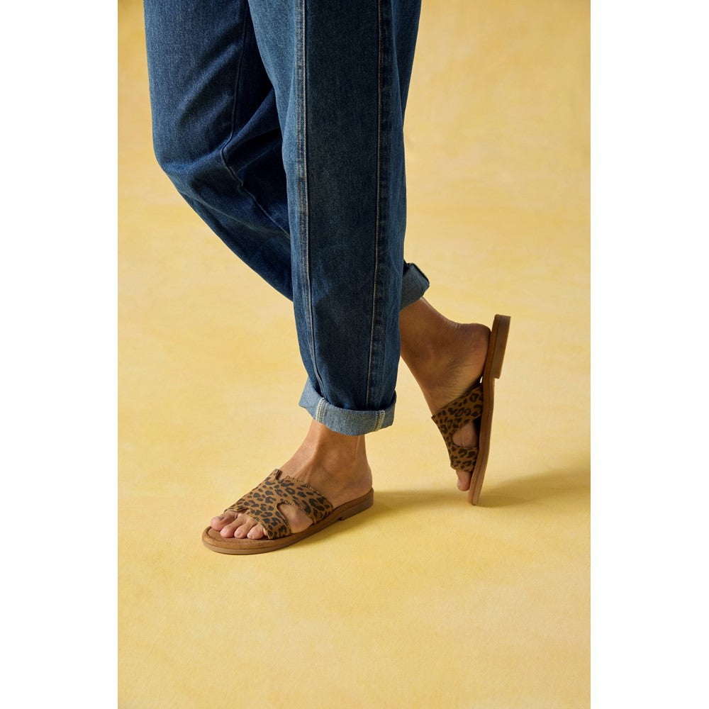 Women's Hush Puppies Azalea Mule