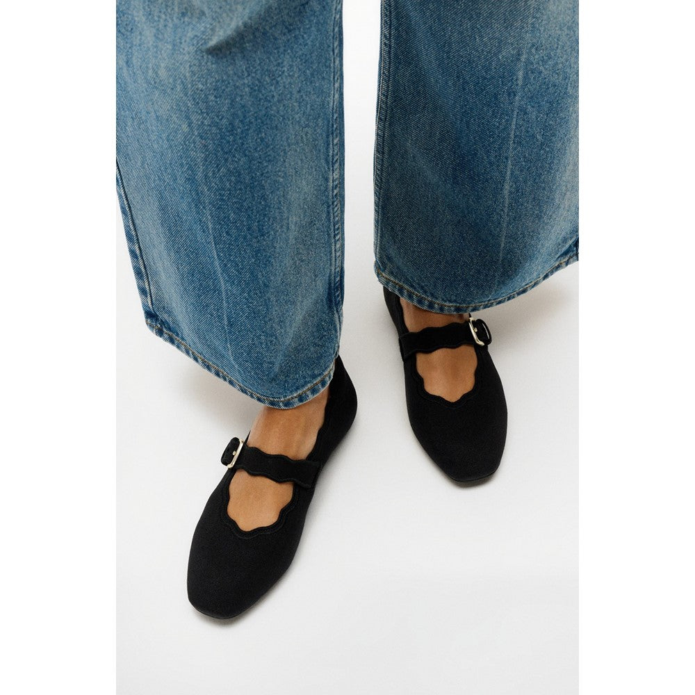 Women's Fitflop Delicato Wave-Edge Mary Janes