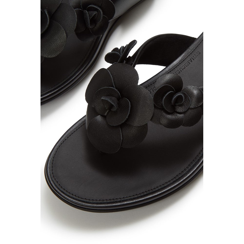 Women's Fitflop Gracie Flower Flip-Flops