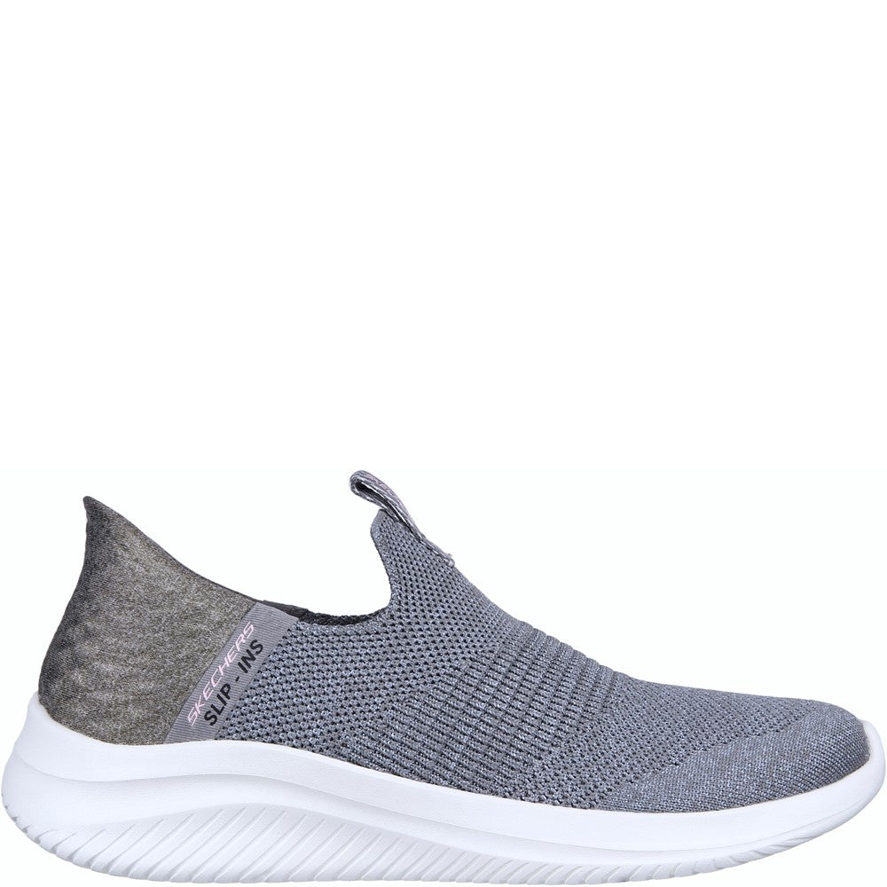 Women's Skechers Ultra Flex 3.0 Smooth Step Shoes