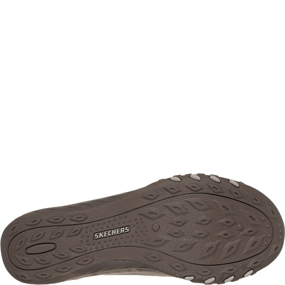 Women's Skechers Breathe-Easy Home-Body Shoes
