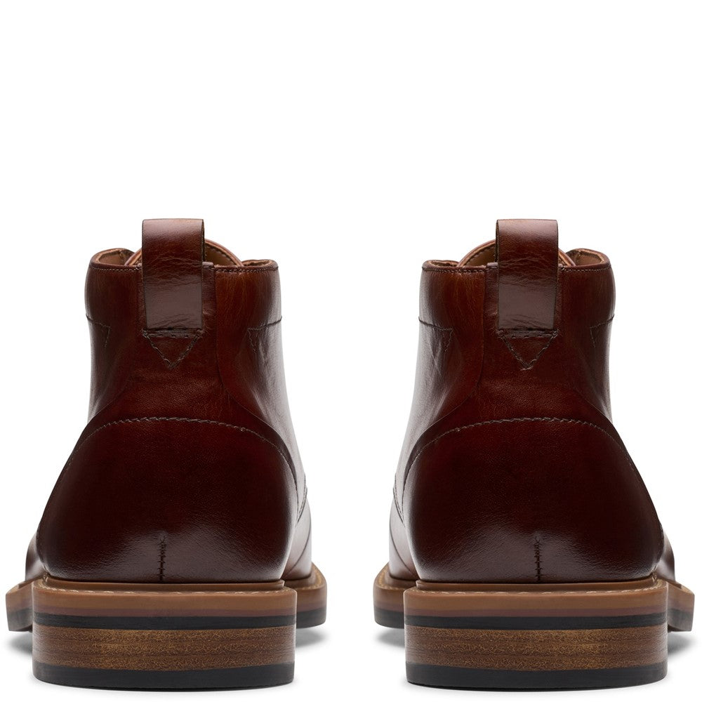 Men's Clarks Aldwin Chukka Mid Boots
