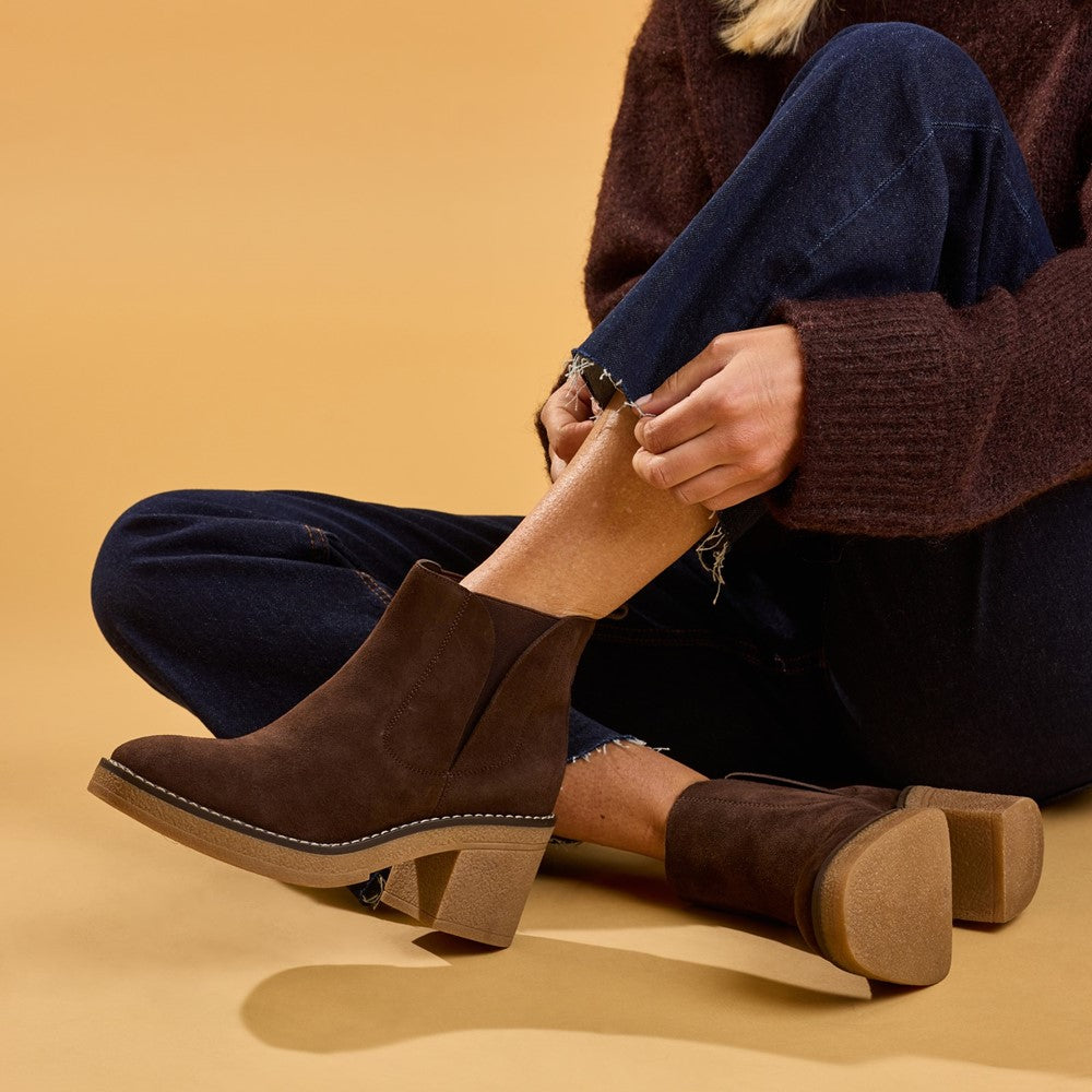 Women's Hush Puppies Felicia Chelsea Boot