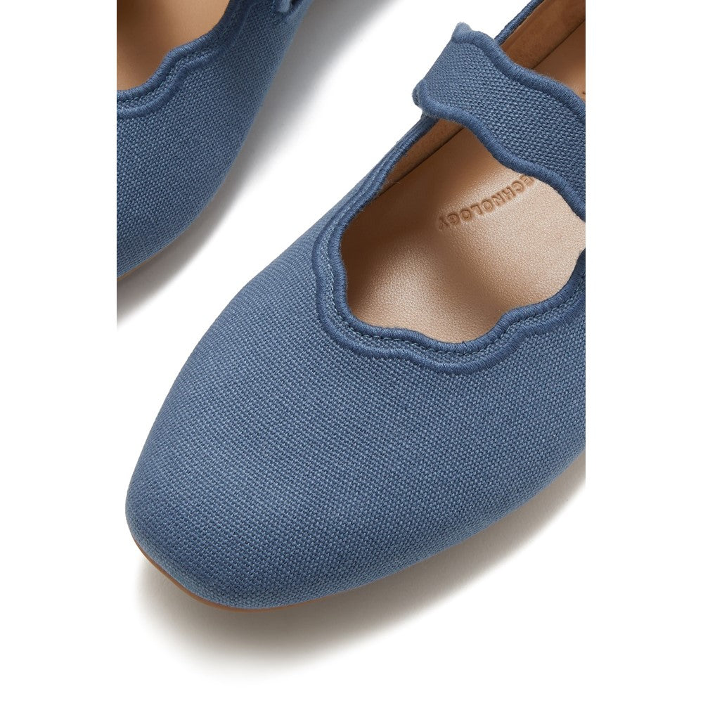 Women's Fitflop Delicato Wave-Edge Mary Janes