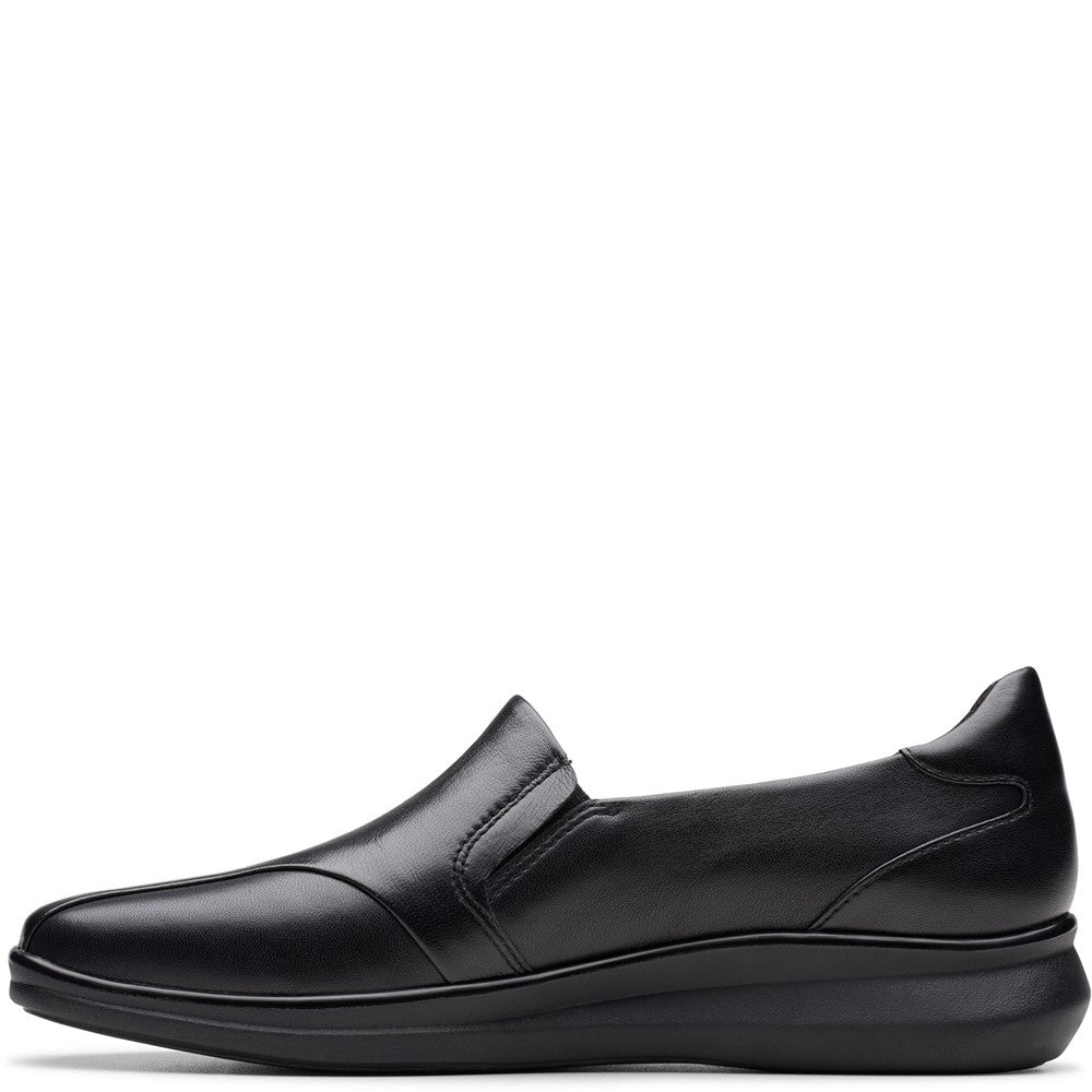 Women's Clarks Lynell Edge Slip On Shoes